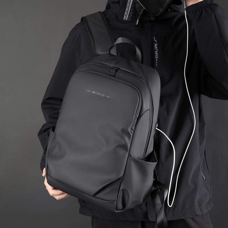 Mochila Ejecutiva Antirrobo 15” con Puerto USB – Negro, Azul Marino y Gris
